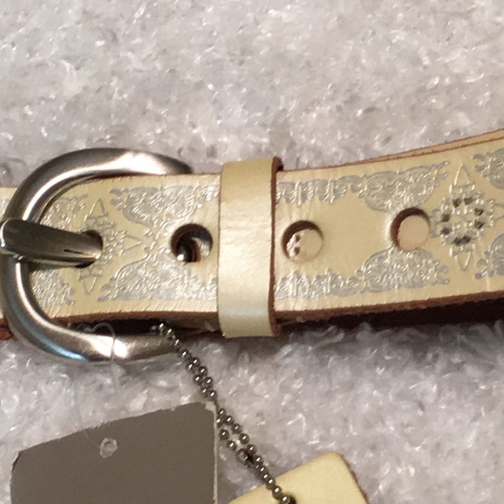 Anthropologie Linea Pelle Yellow/Jaune Belt G-2